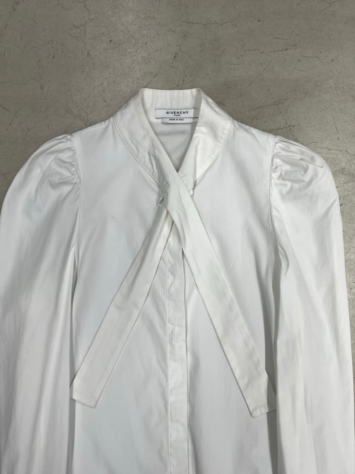 Givenchy White tie ruffle shirt (40)
