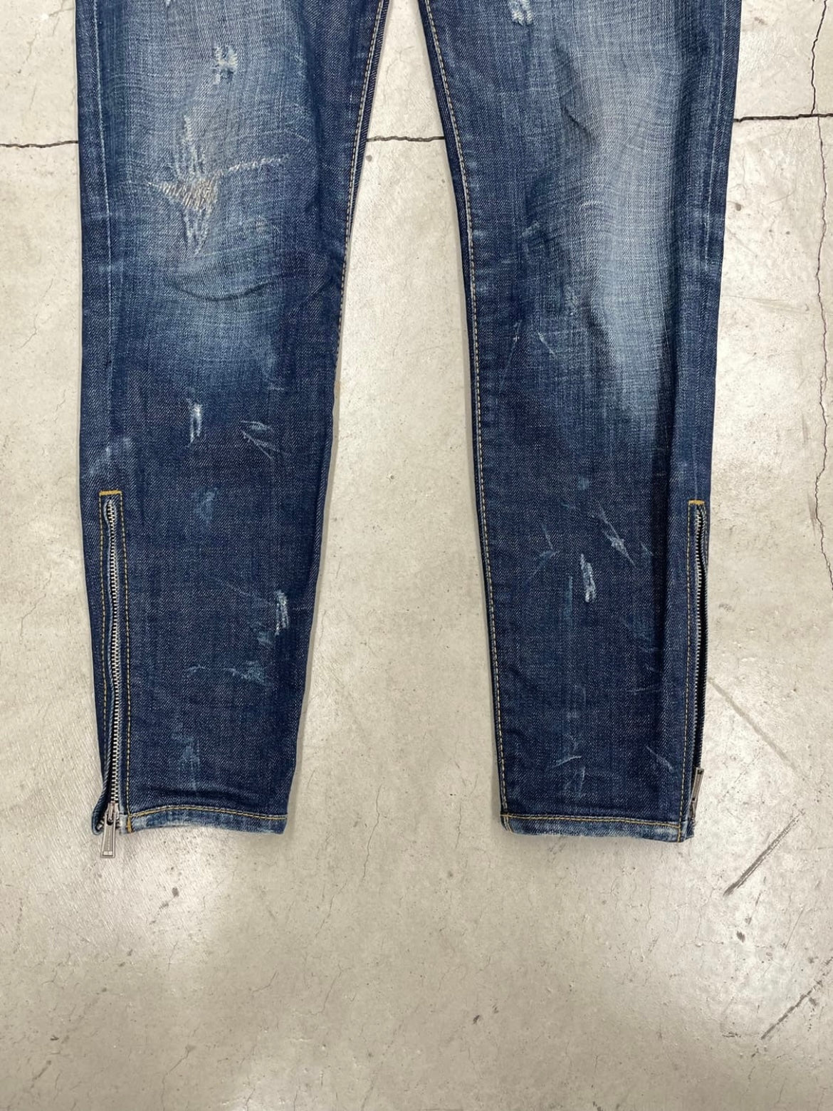 Dsquared2 zipper detail pant (40)
