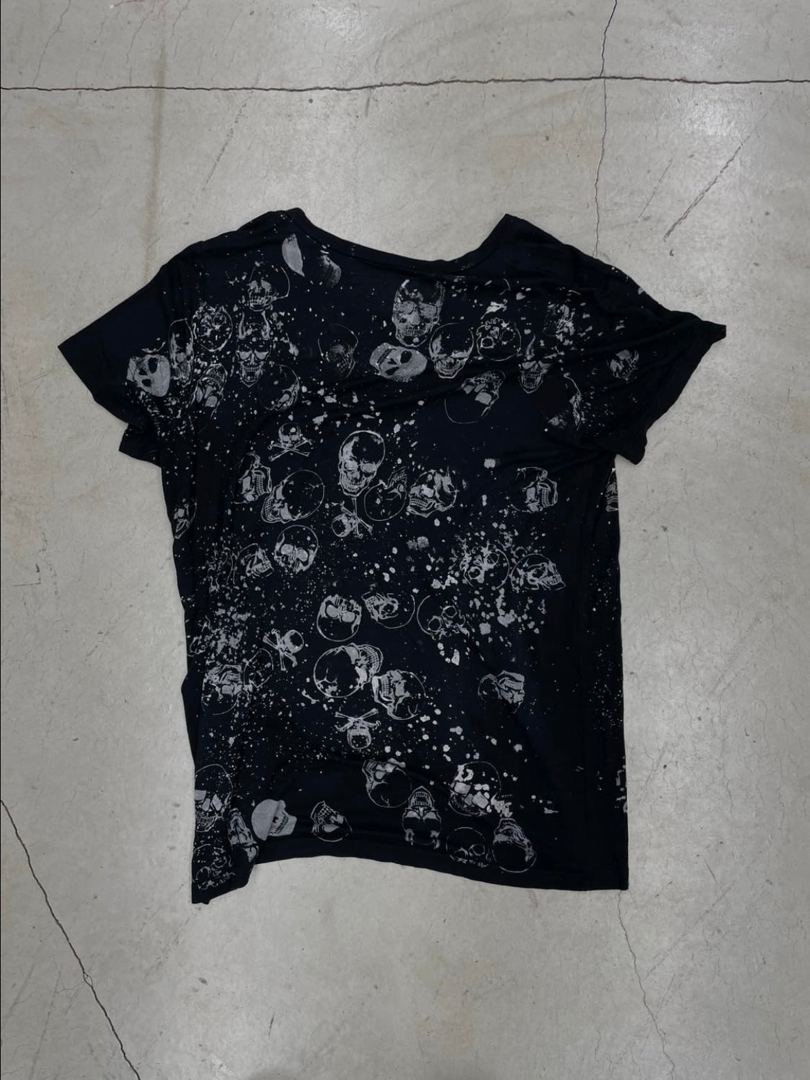 H.naoto h.anarchy skull v neck t-shirt