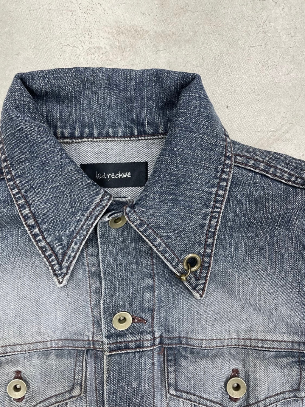 Led Rechwe piercing Denim Jacket (M)