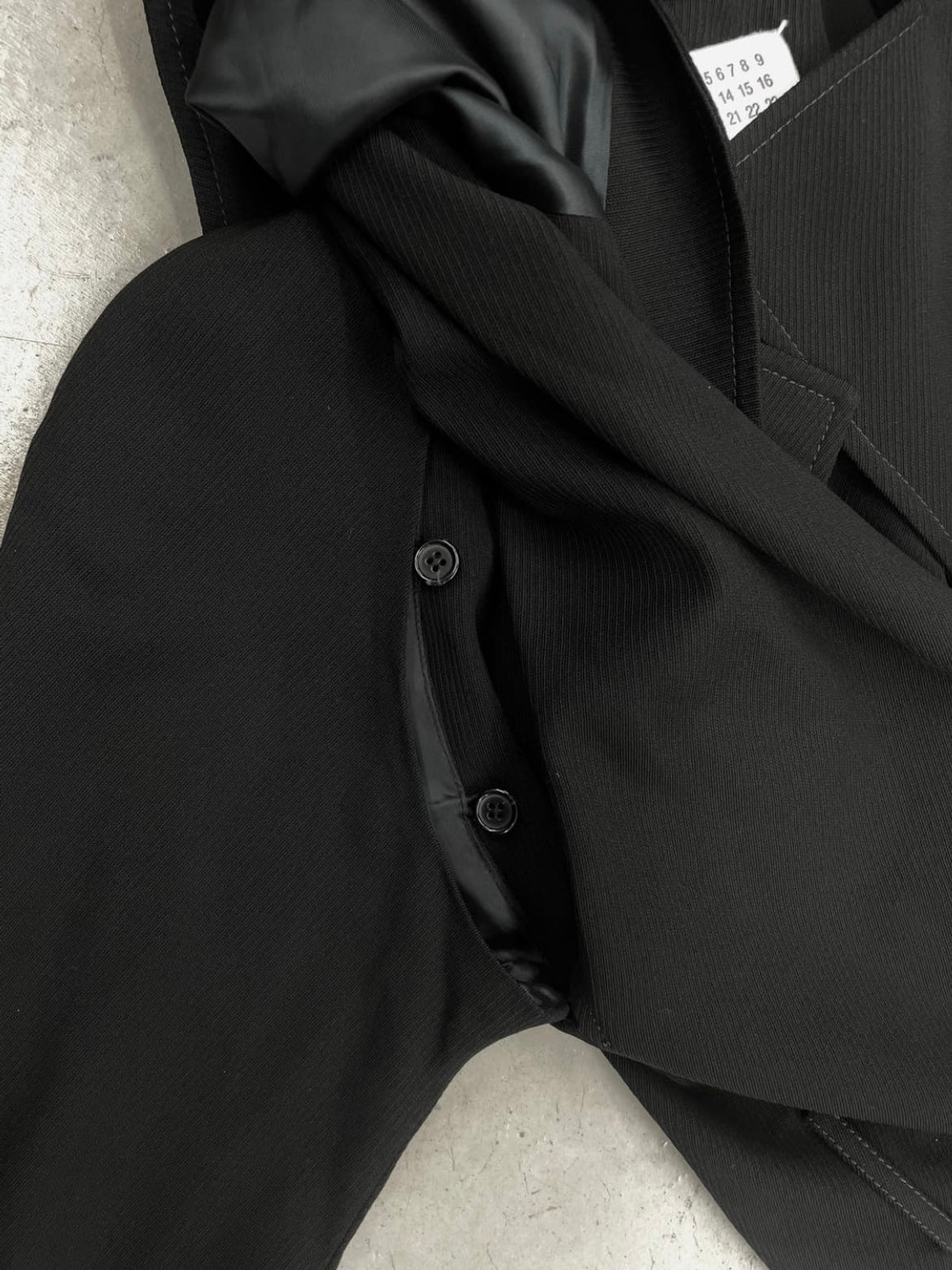 Masion Margiela FW09 Cape Jacket (40)