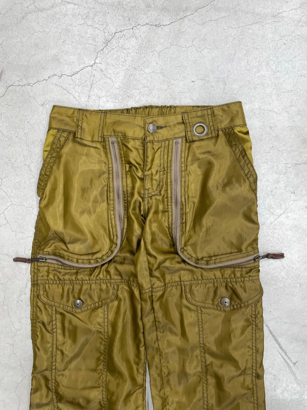 L.G.B. ZIPPER EMBELLISHED PANTS (XS)