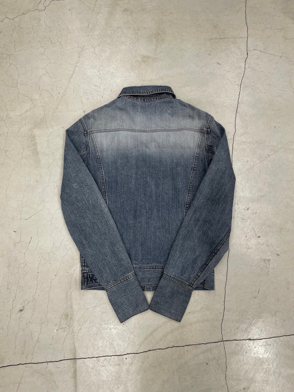 Led Rechwe piercing Denim Jacket (M)
