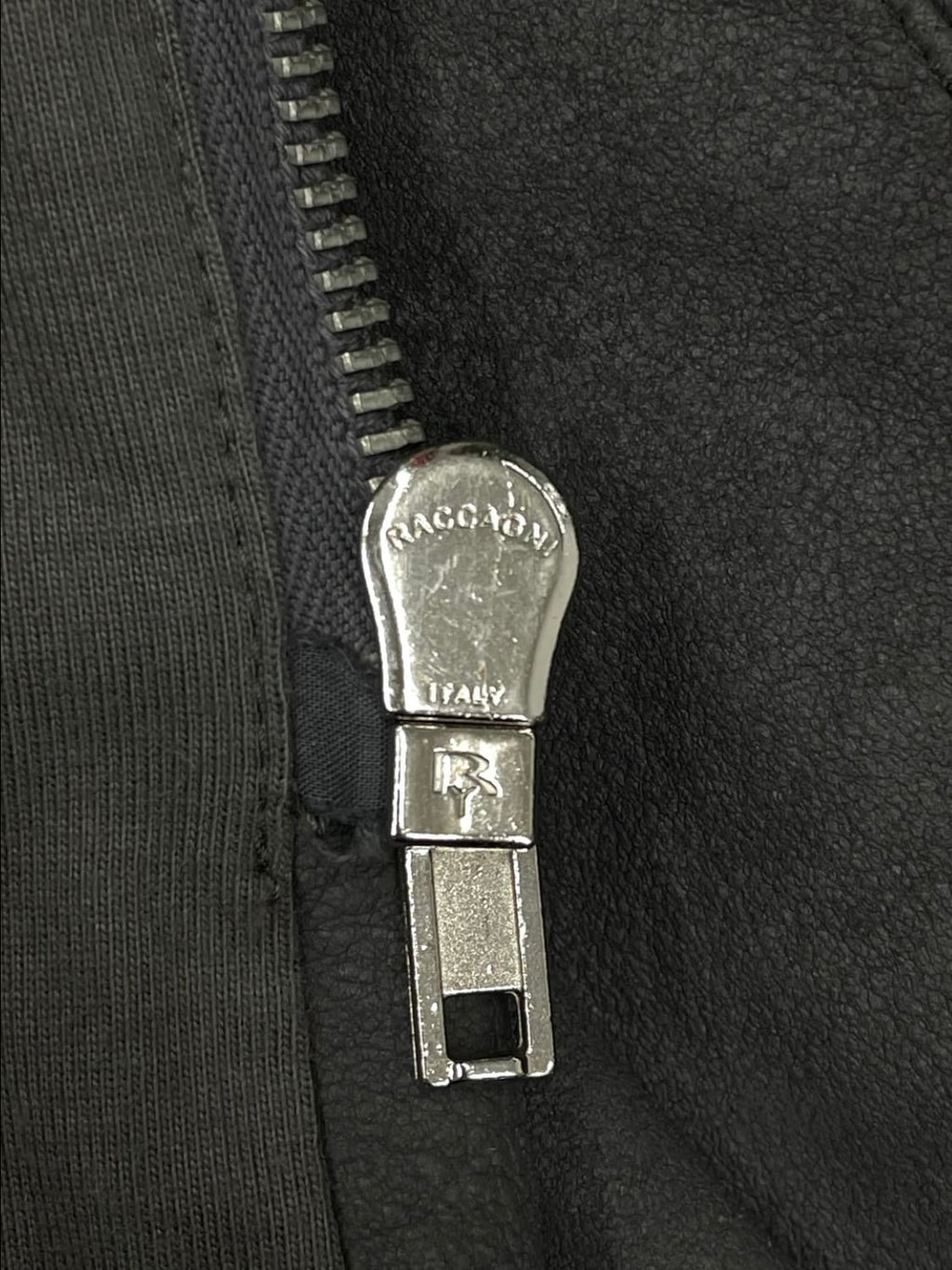 Rick Owens FW10 “GLEAM” HIGH NECK LEATHER COAT (42)