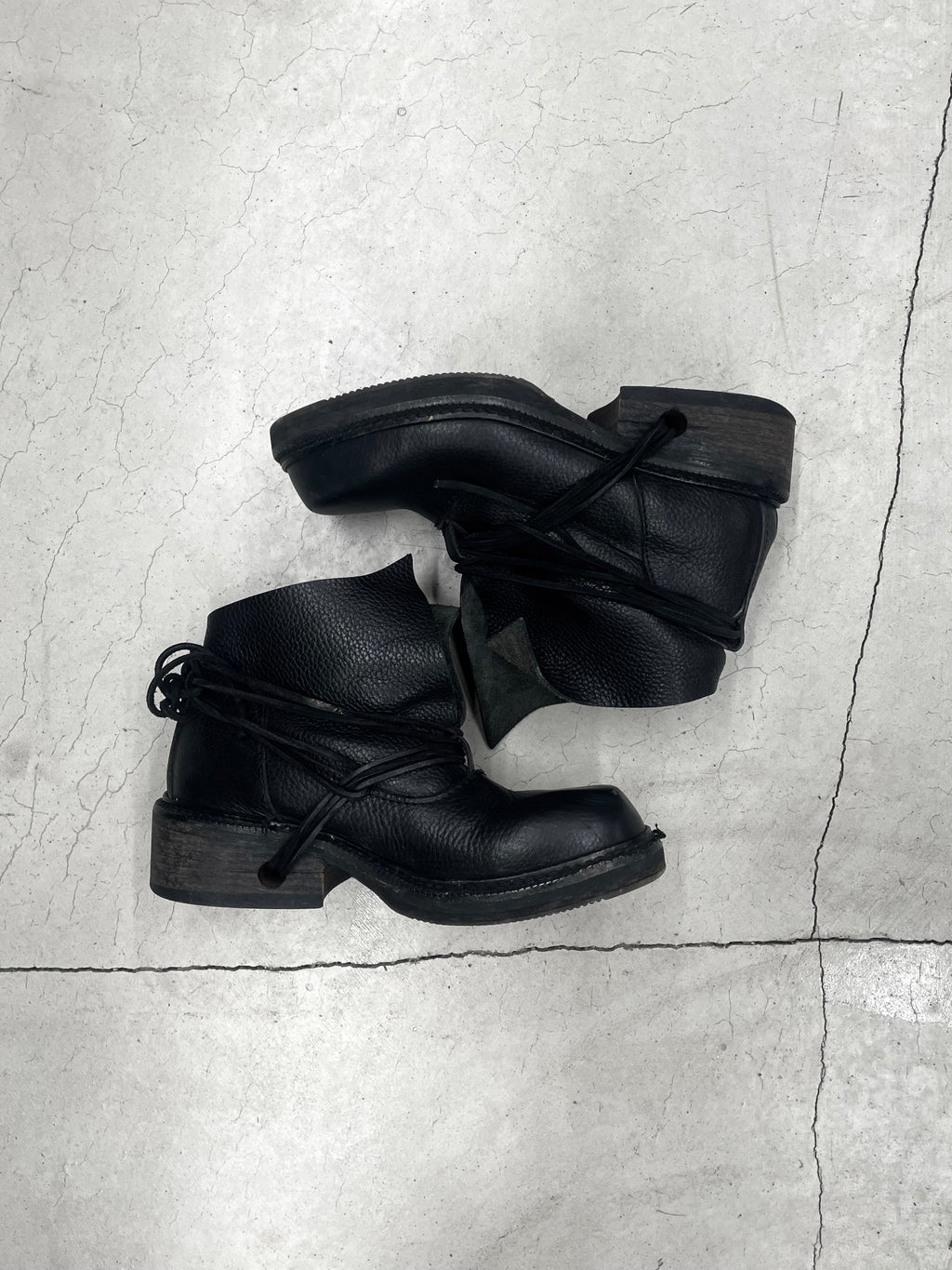 Dirk bikkembergs aw94 Lace-through Leather Wooden Heel Boots